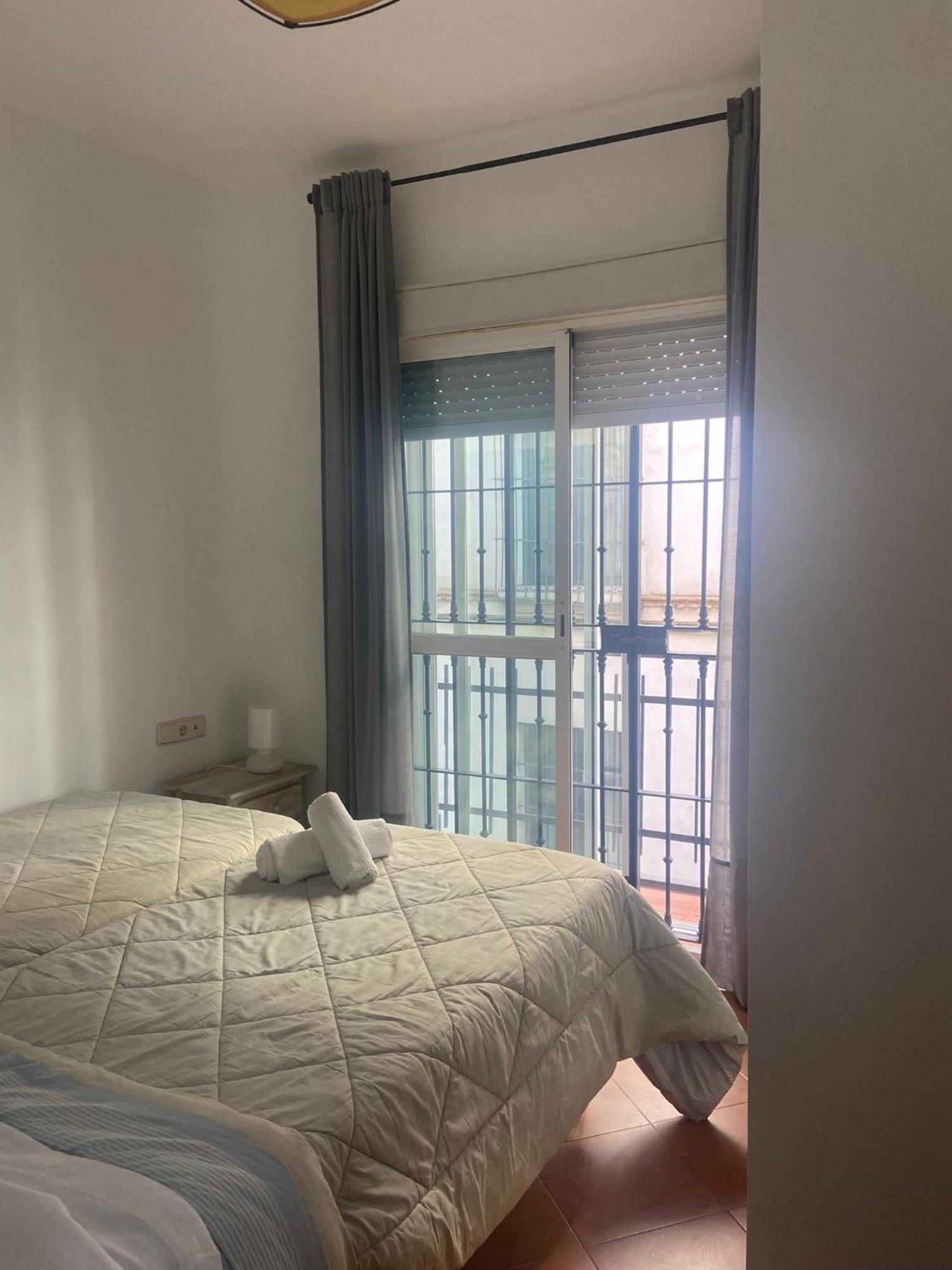 Apartamento Plaza De La Alfalfa Sevilla Eksteriør bilde